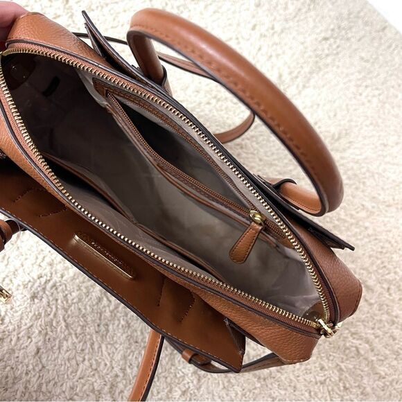 Michael Kors Belted MD Satchel - Picture 14 of 16